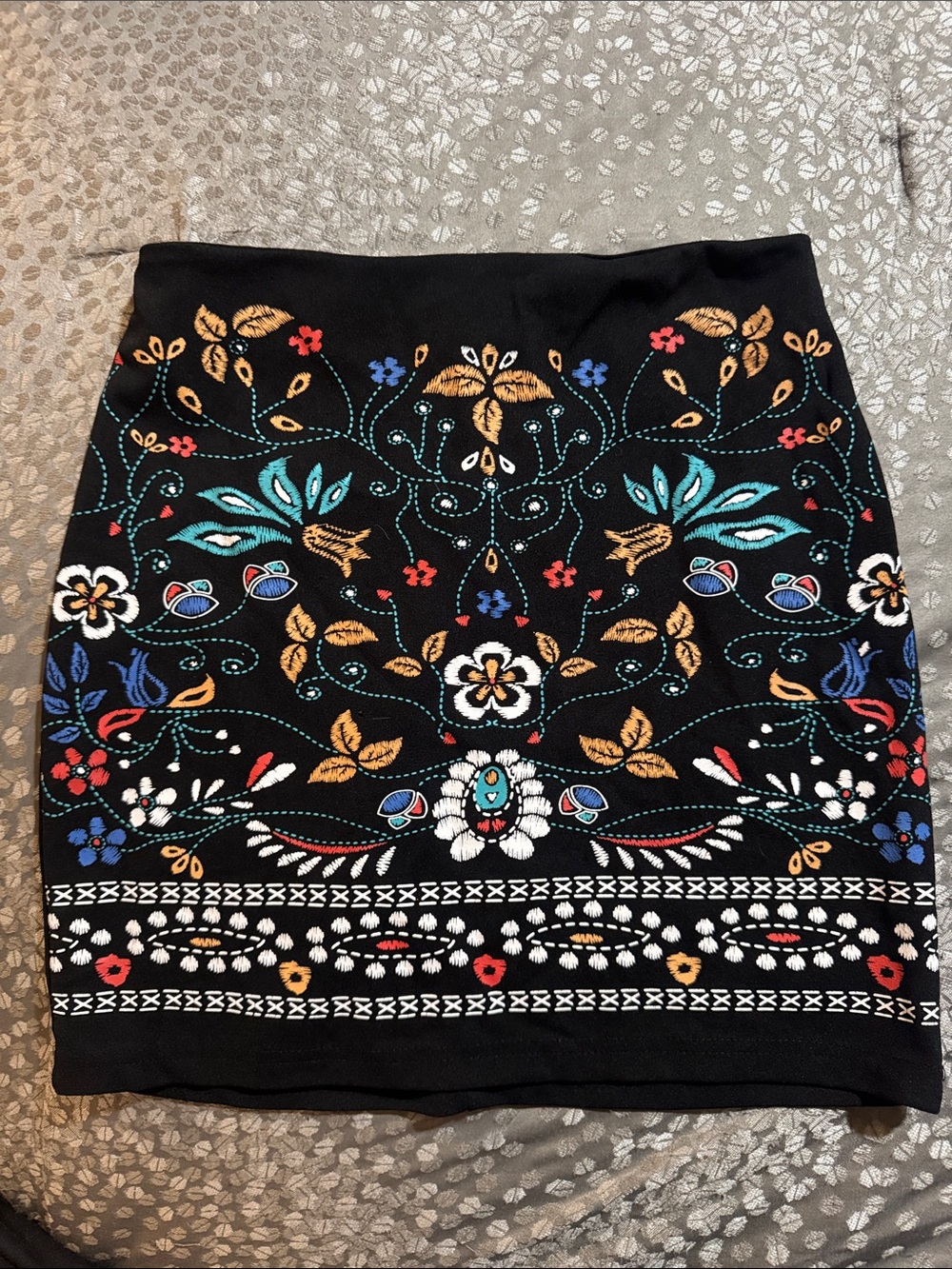 Shein VCAY Zipper Back Floral Embroidered Boho Skitt